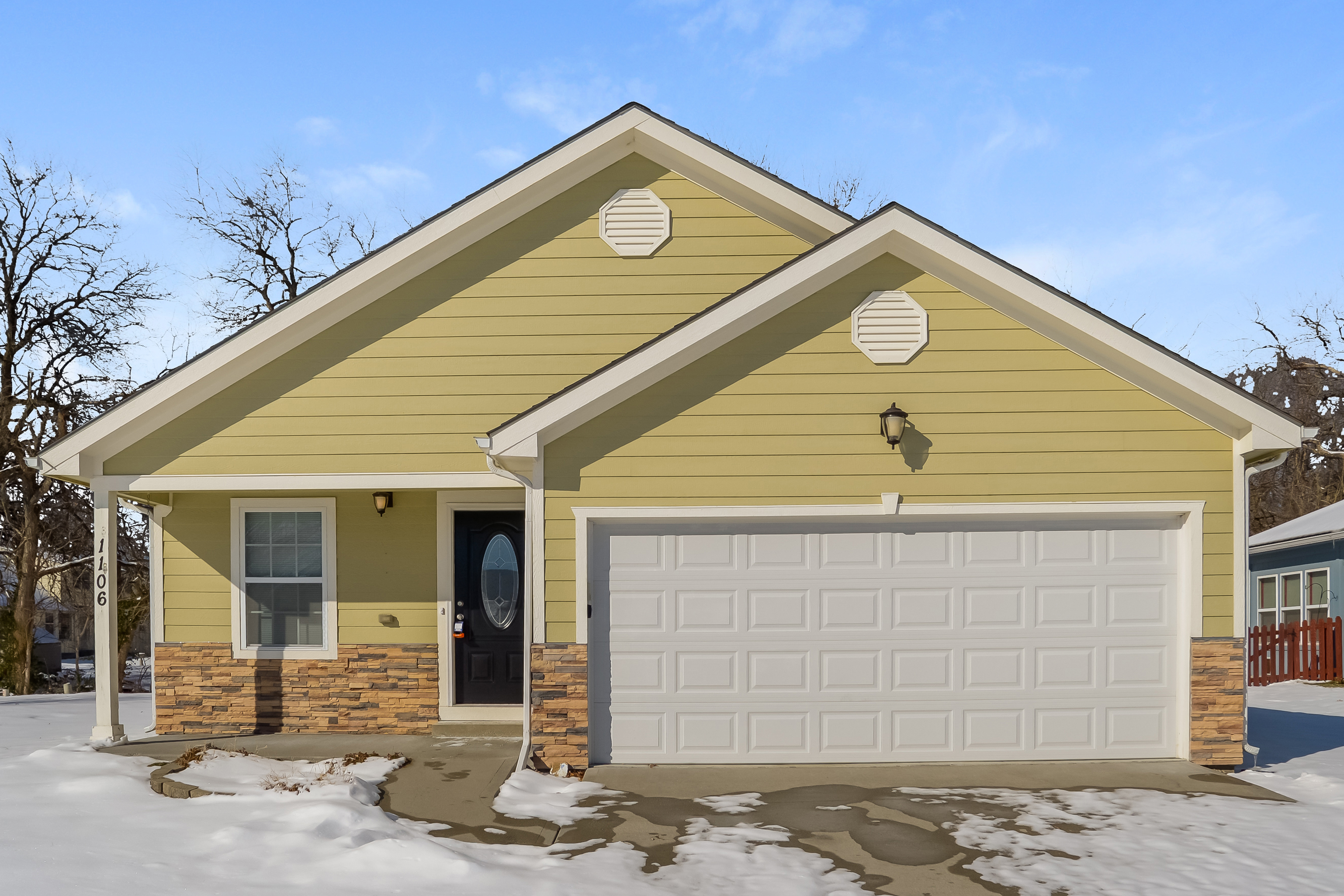 1106 Oak Ridge SE Drive Oak Grove, MO 64075